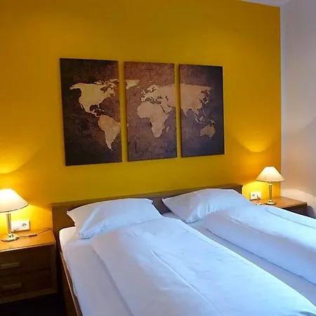 Lendt Garni Hotel