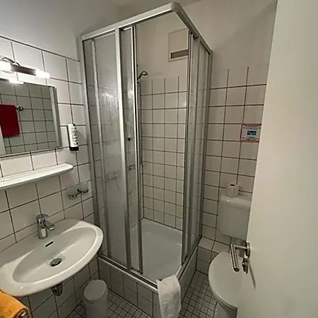 Lendt Garni Hotel 2*