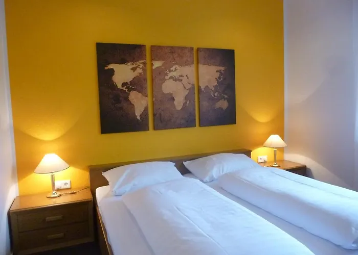 酒店 Lendt Garni 2*