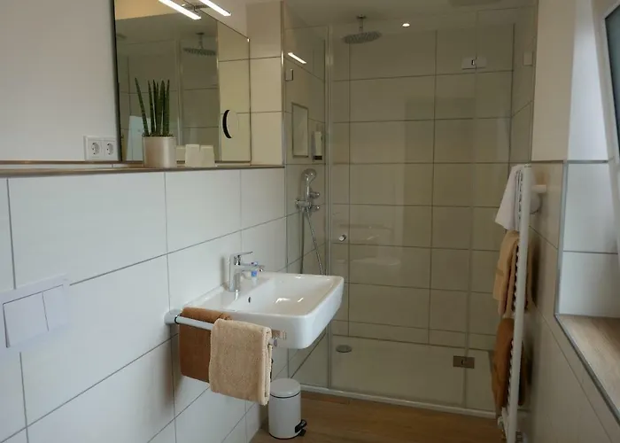 酒店 Lendt Garni 2*