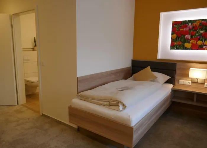 Lendt Garni 酒店 2*